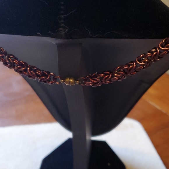 Handmade Chainmaille Necklace - Picture 4 of 4